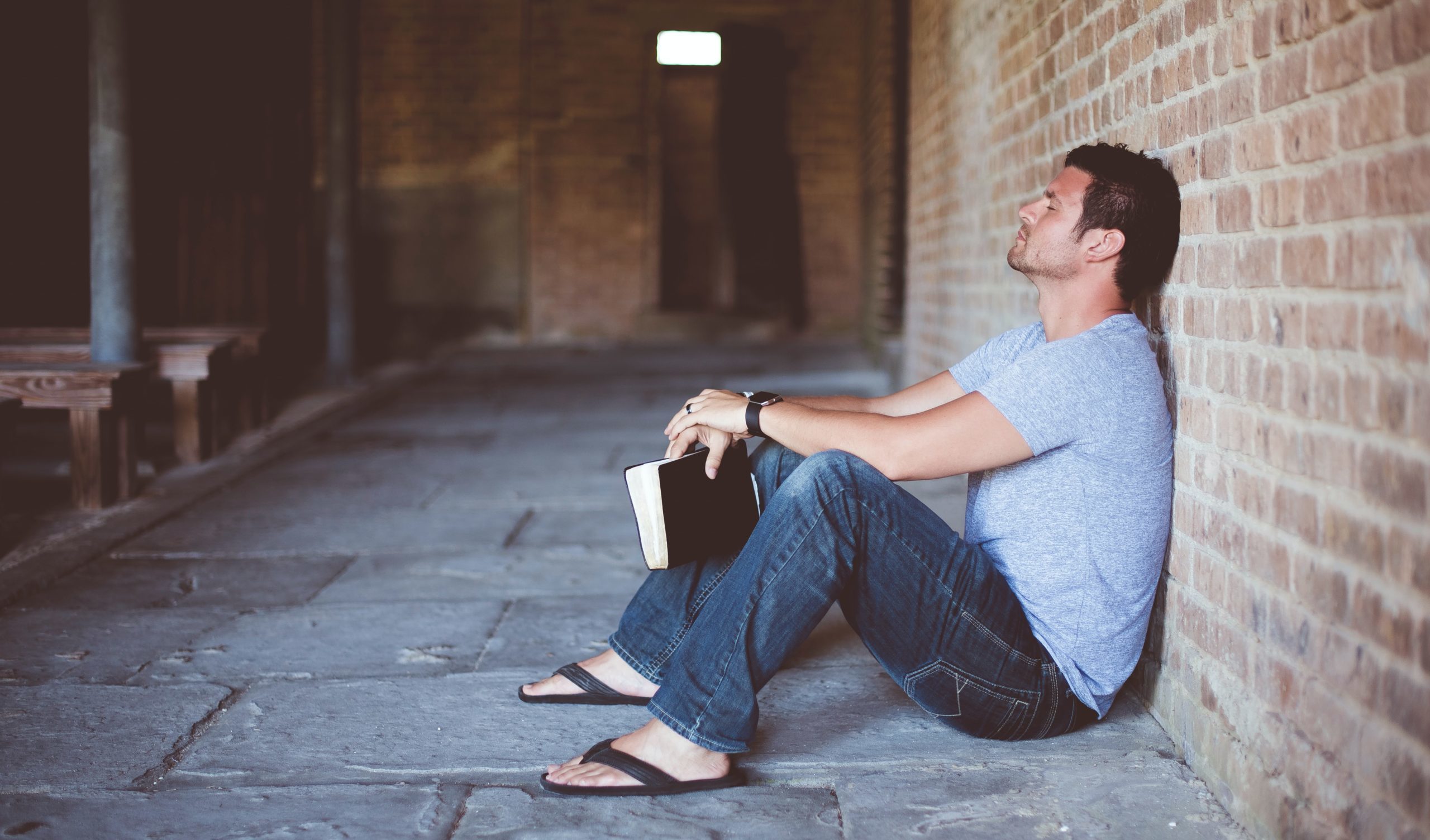 The Forgotten Job of the College Pastor – Prayer